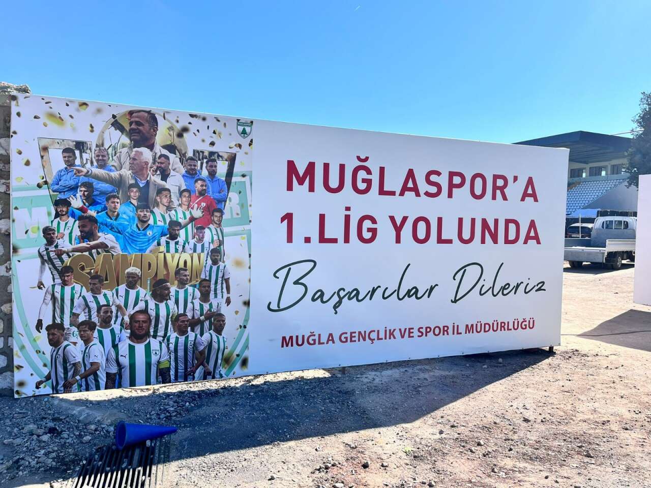 Muğla Valisi Dr. İdris Akbıyık: “Stadyum Pazar Günkü Maça Hazır” 8
